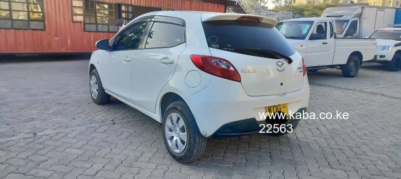 mazda-demio-2014-model-big-2