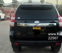 toyota-prado-2014-model-small-8