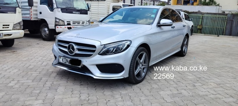 mercedes-benz-c220d-big-7