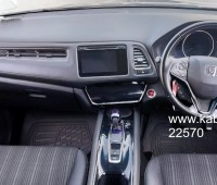 honda-vezel-2017-model-small-3