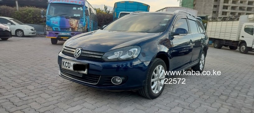 volkswagen-golf-variant-2012-model-big-4