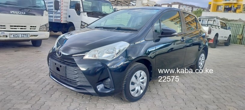 toyota-vitz-2018-model-big-5