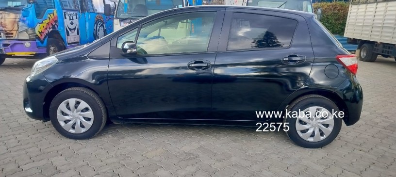 toyota-vitz-2018-model-big-7