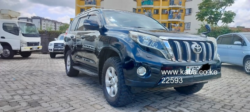 toyota-prado-2014-model-big-6