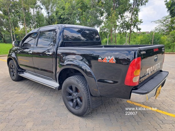 2010-toyota-hilux-double-cabin-for-sale-big-6