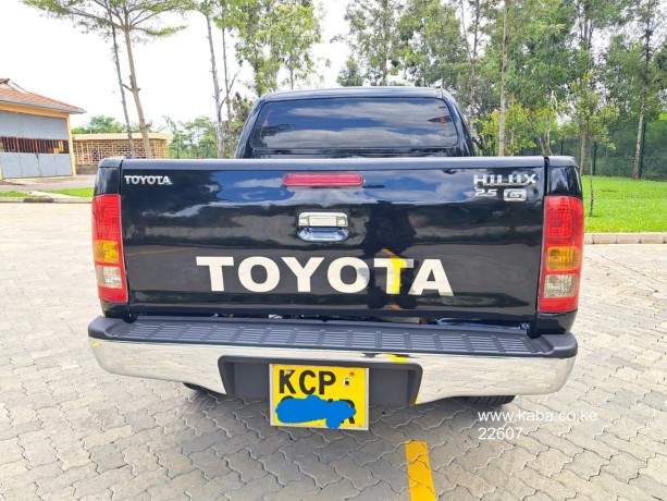 2010-toyota-hilux-double-cabin-for-sale-big-3