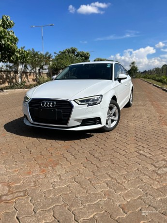 2018-audi-a3-hatchback-big-1