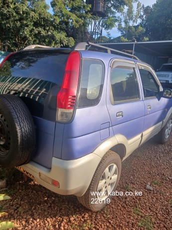 daihatsu-terios-4x4-suv-identical-with-toyota-cami-big-2