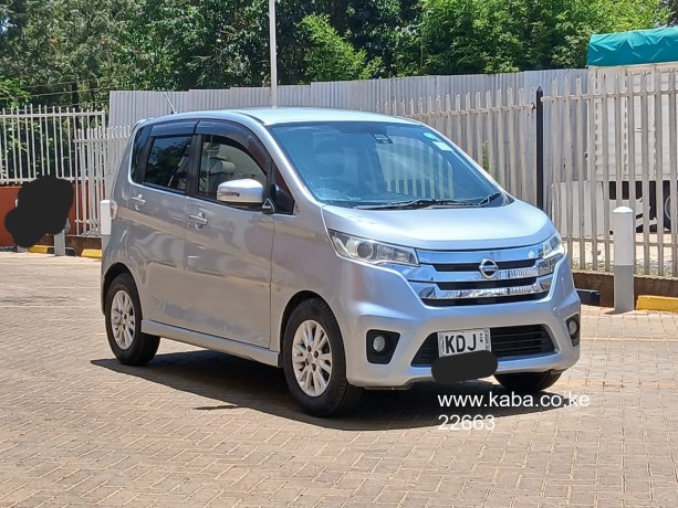 2015-nissan-dayz-for-sale-big-1
