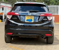 2016-honda-vezel-hybrid-for-sale-small-1