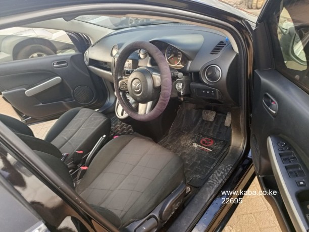 mazda-demio-big-7
