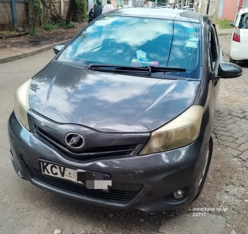 2012-toyota-vitz-for-sale-big-0