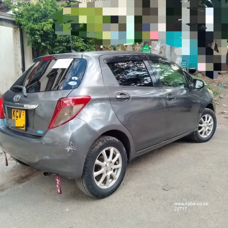 2012-toyota-vitz-for-sale-big-2