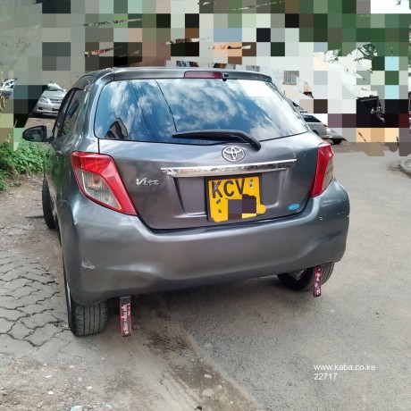 2012-toyota-vitz-for-sale-big-3