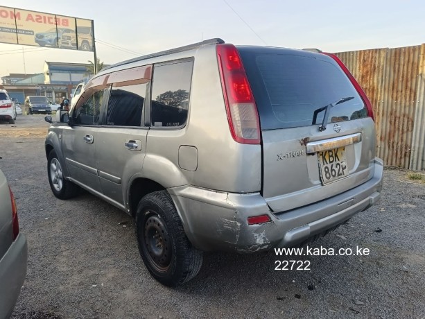 nissan-xtrail-t30-big-4