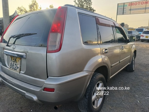 nissan-xtrail-t30-big-5