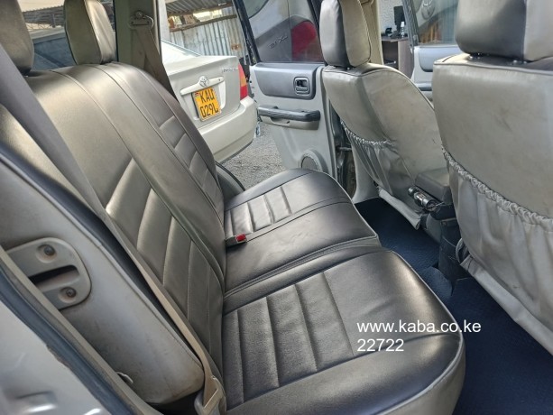 nissan-xtrail-t30-big-3
