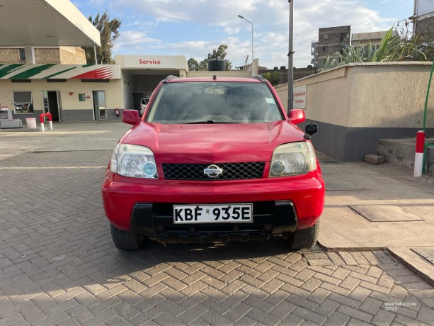 nissan-xtrail-t30-big-1