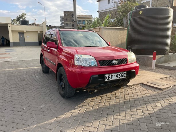 nissan-xtrail-t30-big-0