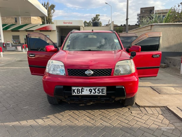 nissan-xtrail-t30-big-4