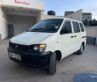 toyota-townace-small-1