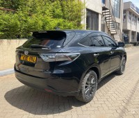toyota-harrier-super-clean-small-8
