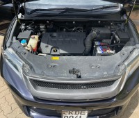 toyota-harrier-super-clean-small-7