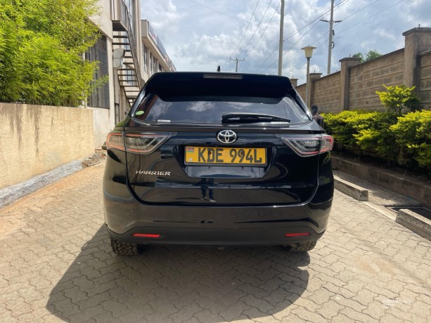 toyota-harrier-super-clean-big-1