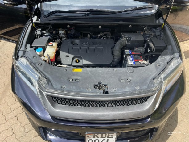 toyota-harrier-super-clean-big-7
