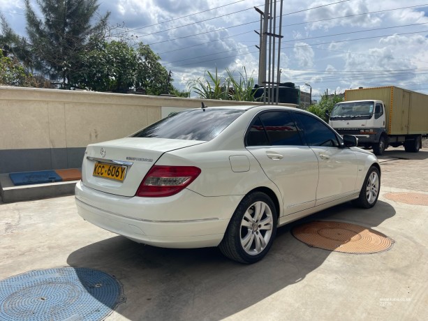 mercedes-c200-big-1