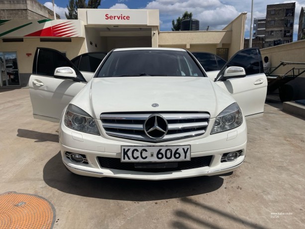 mercedes-c200-big-0
