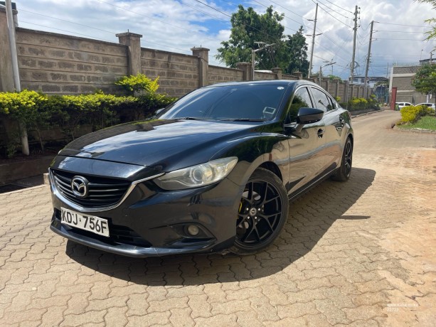 mazda-atenza-diesel-big-1