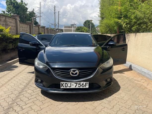 mazda-atenza-diesel-big-7