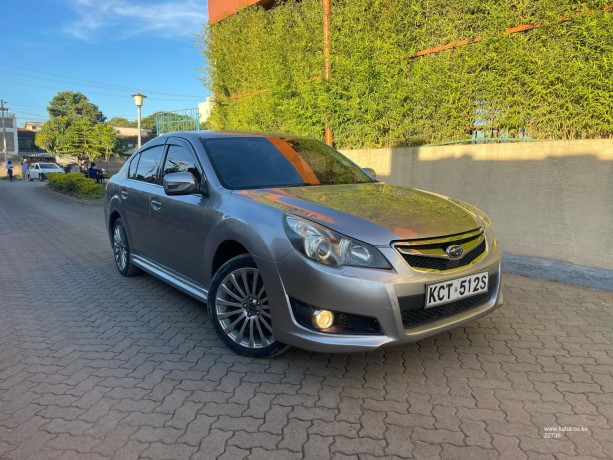 subaru-legacy-big-1