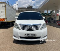 toyota-alphard-small-7