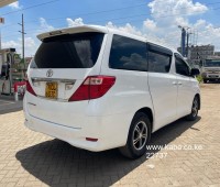toyota-alphard-small-6