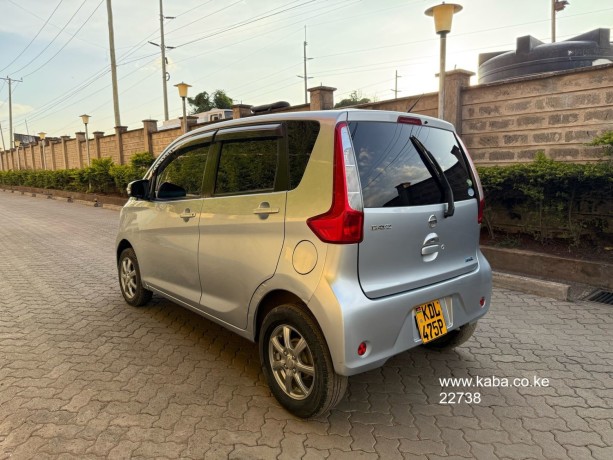 nissan-dayz-big-4