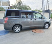honda-stepwagon-small-3