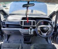 honda-stepwagon-small-1