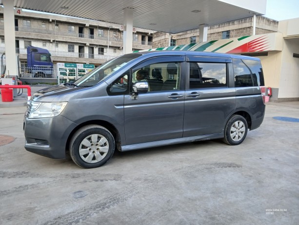 honda-stepwagon-big-2