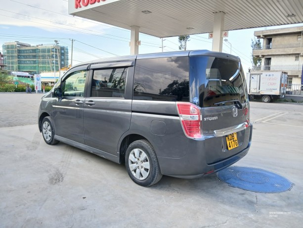 honda-stepwagon-big-6