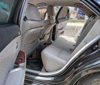 toyota-crown-royal-saloon-small-3