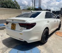 toyota-mark-x-small-6