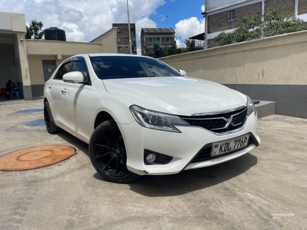 toyota-mark-x-big-0
