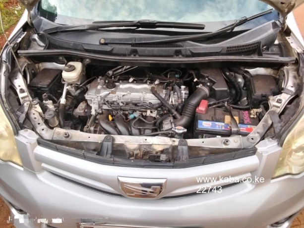 2011-toyota-noah-for-sale-big-9
