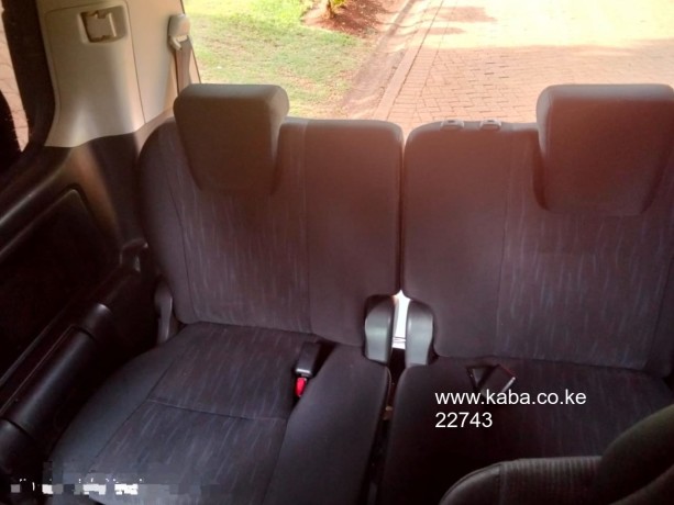 2011-toyota-noah-for-sale-big-1