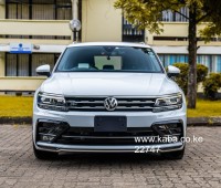 vw-tiguan-r-line-1400cc-petrolkdt-regpearl-white2018-model-headsup-display-power-boot-small-1