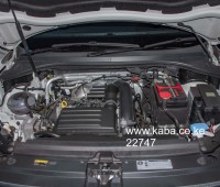 vw-tiguan-r-line-1400cc-petrolkdt-regpearl-white2018-model-headsup-display-power-boot-small-9