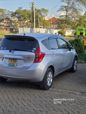 2014-nissan-note-for-sale-big-6
