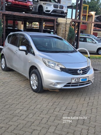 2014-nissan-note-for-sale-big-5